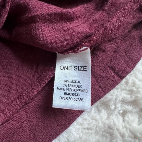 Brandy Melville | Maroon Layla Hoodie | Size One Size - Picture 8 of 11